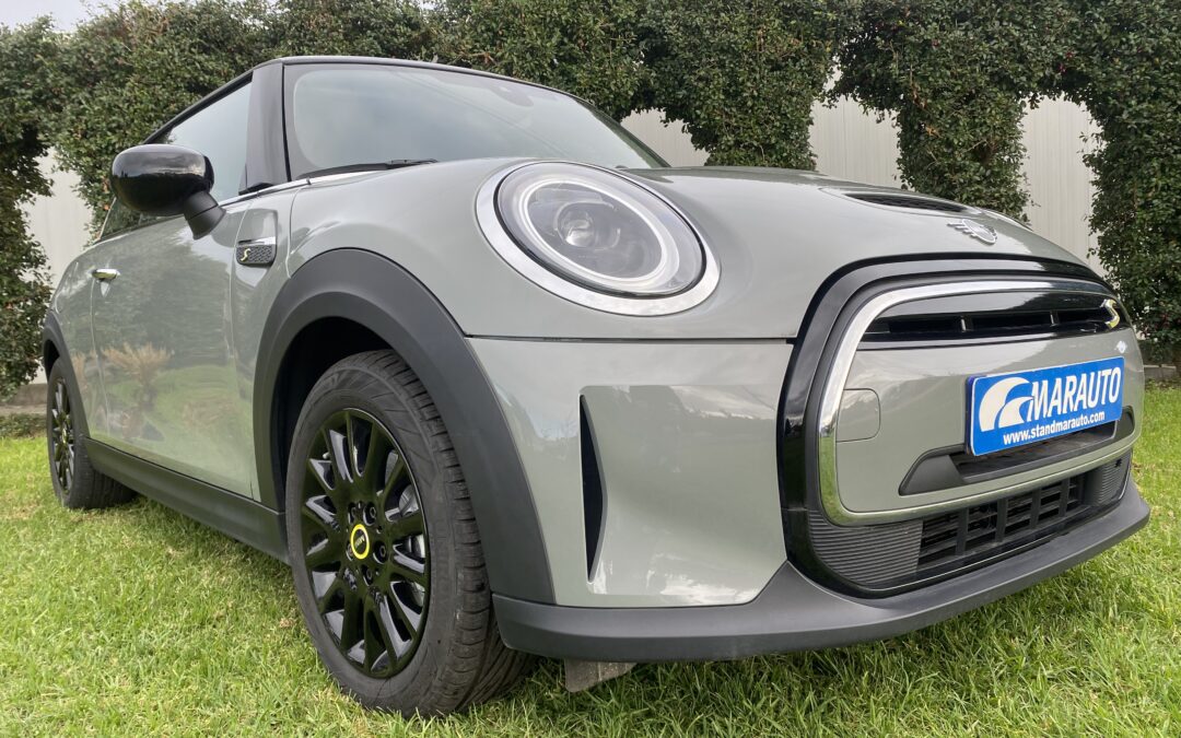 MINI 3 Portas Cooper SE (Vendido)